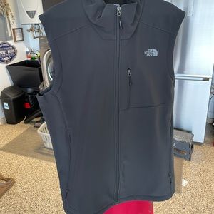 The north face vest, gently used, size xxl